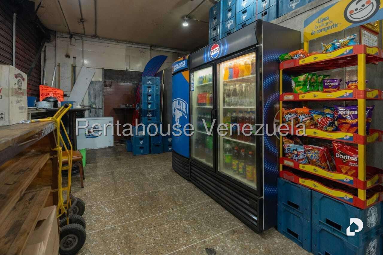 Local comercial en Parroquia Santa Rosalía, Caracas – 5