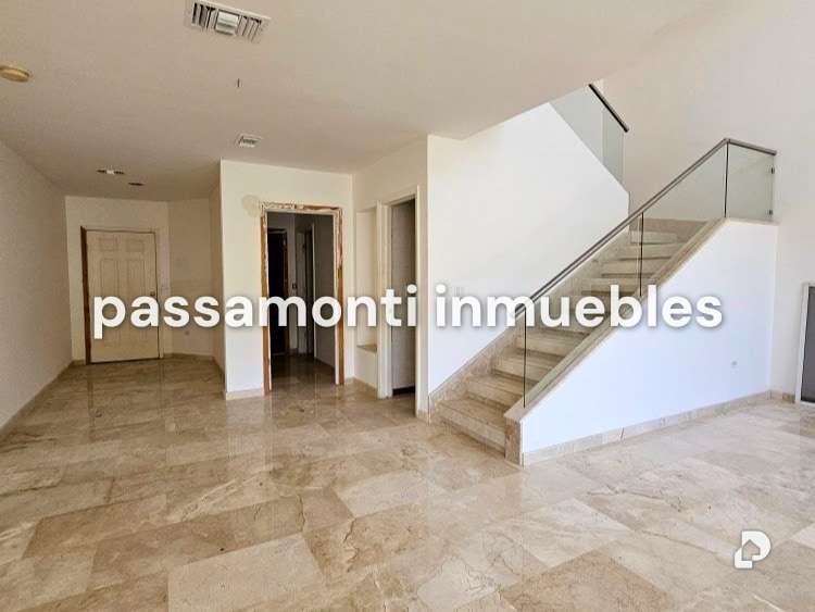 Casa en Paraiso, Pampatar – 11