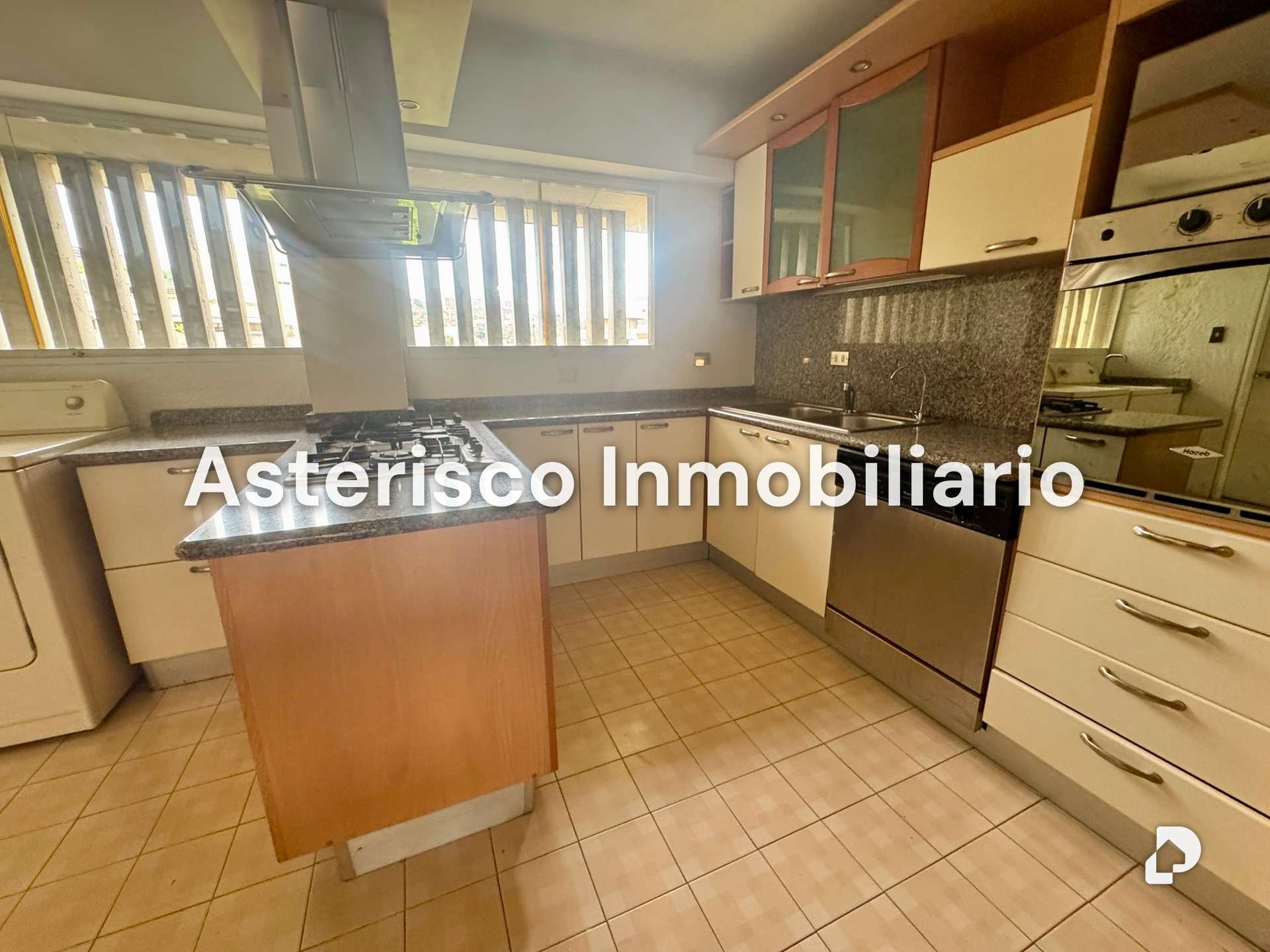 Apartamento en Santa Rosa De Lima, Caracas – 11