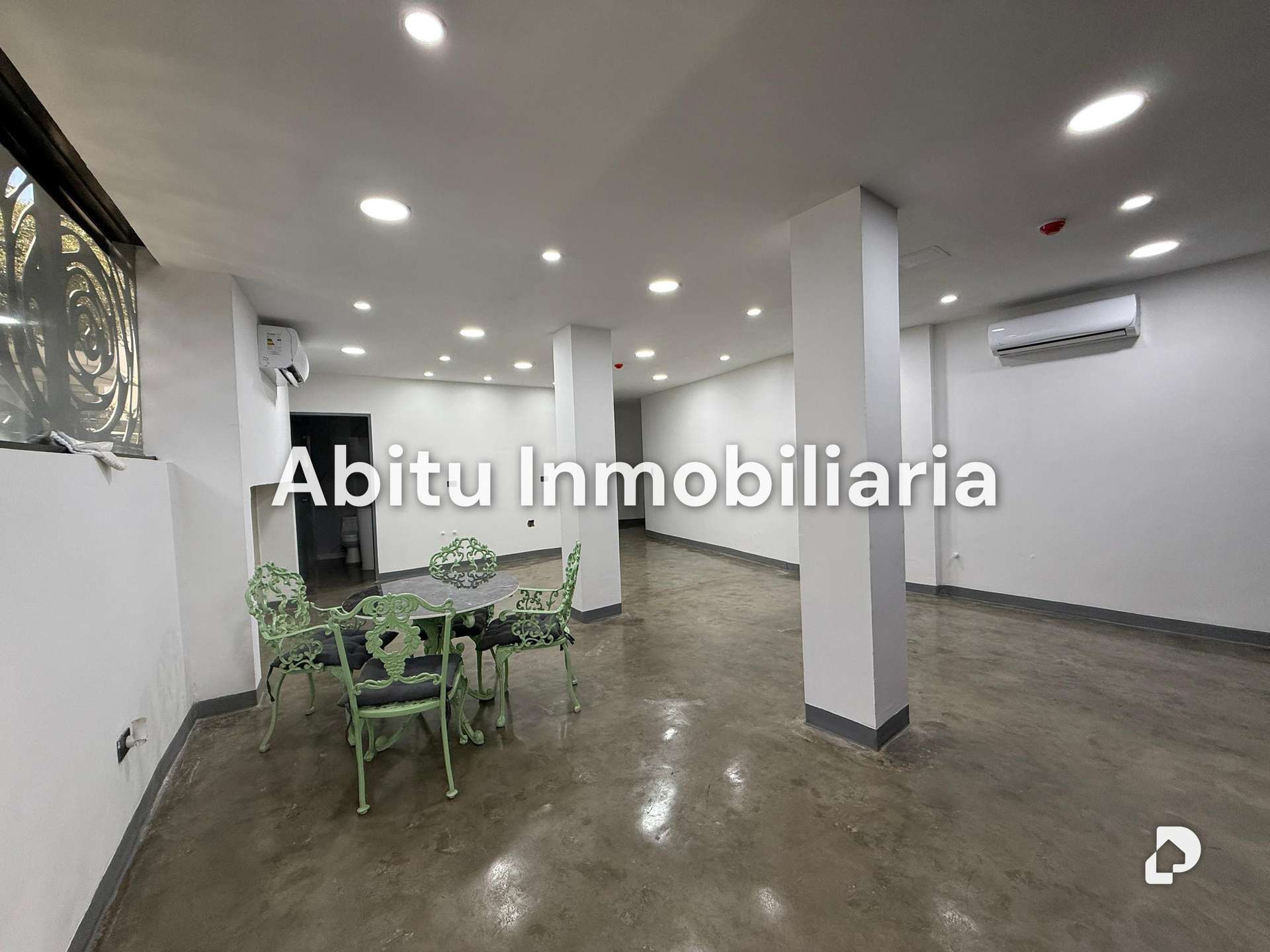 Local comercial en San Román, Caracas – 10