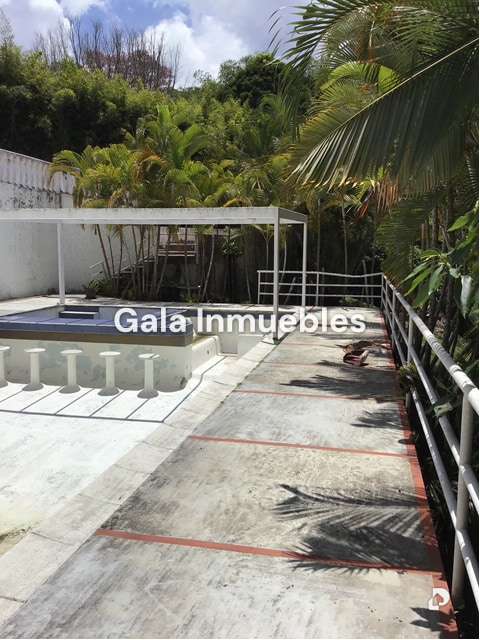 Casa en Oripoto, Caracas – 15