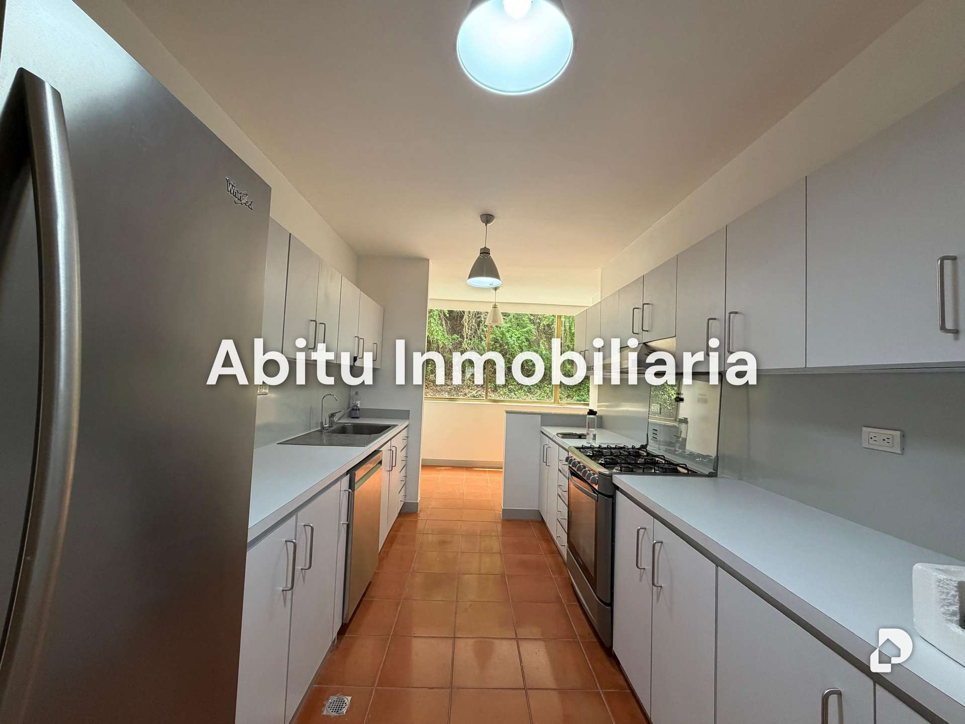 Apartamento en Lomas de Chuao, Caracas – 18