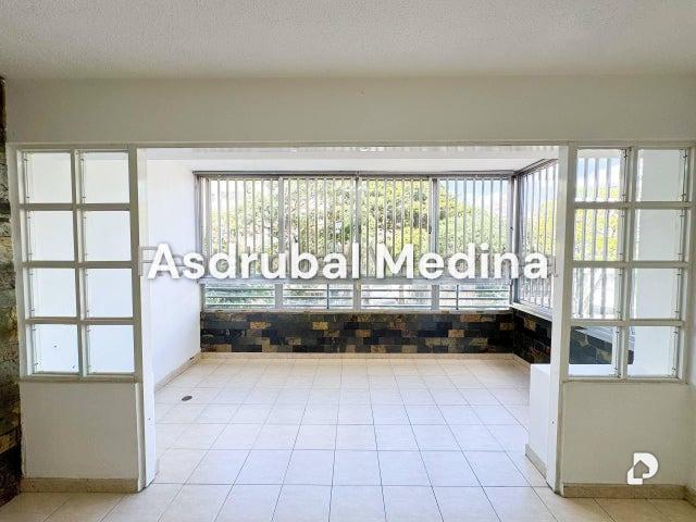Apartamento en La Florida, Caracas – 4