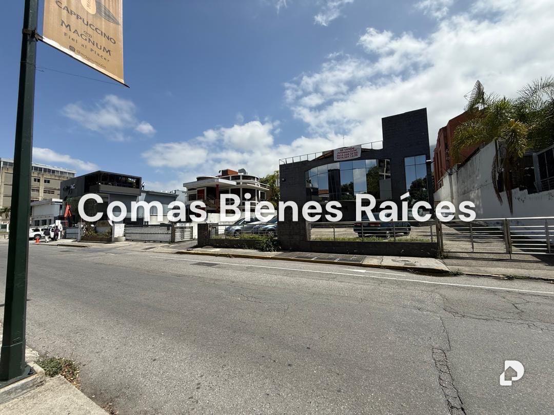 Terreno en La Castellana, Caracas – 2