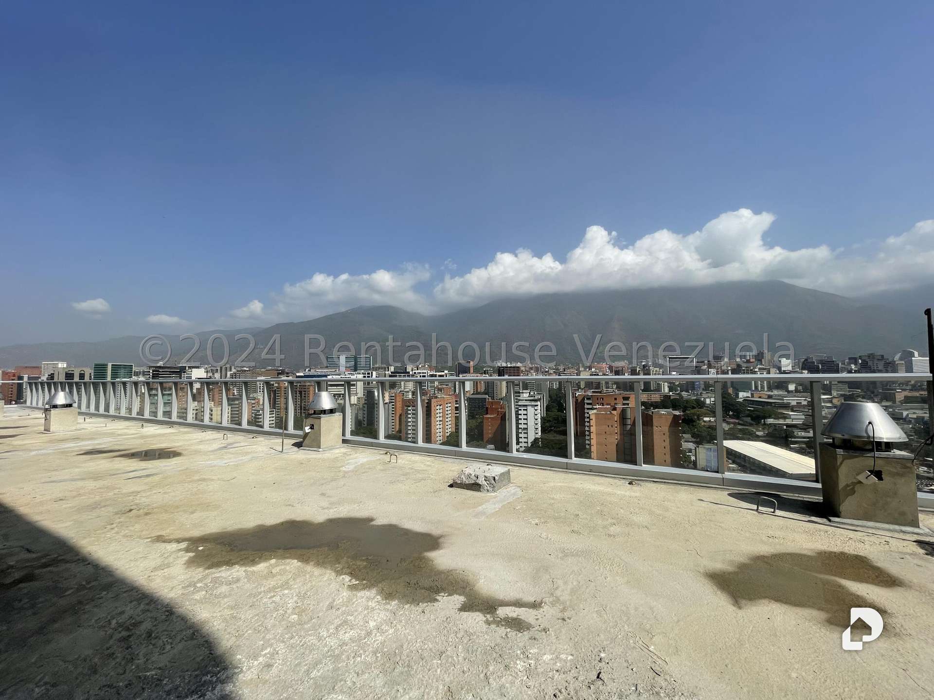 Local comercial en Las Mercedes, Caracas – 9