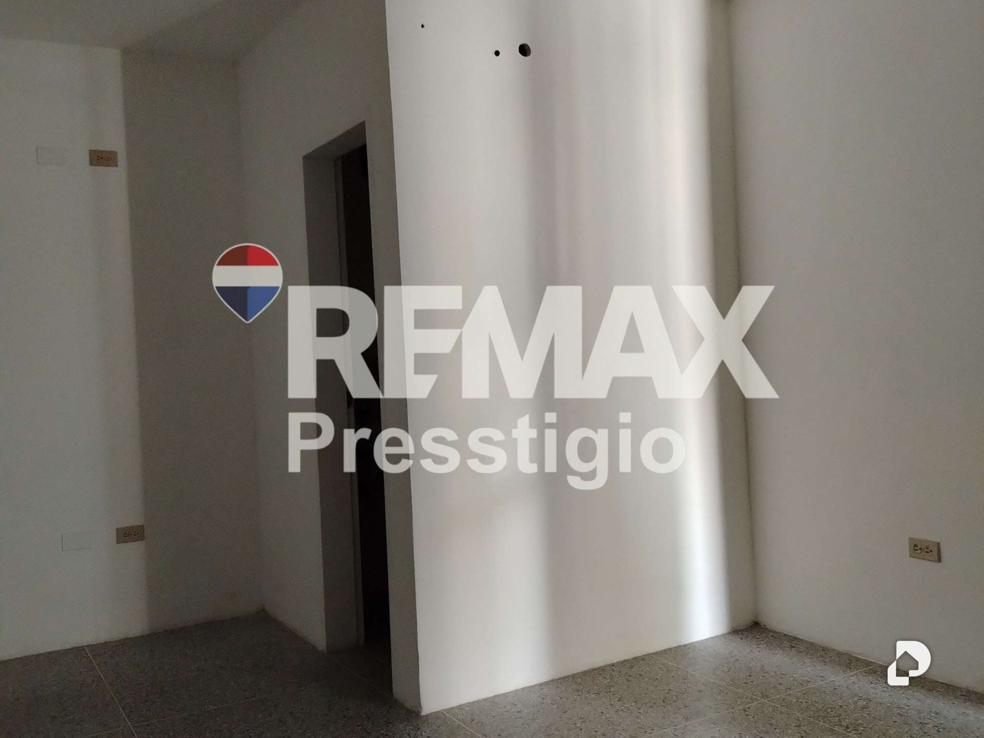 Edificio en Lagunillas – 11