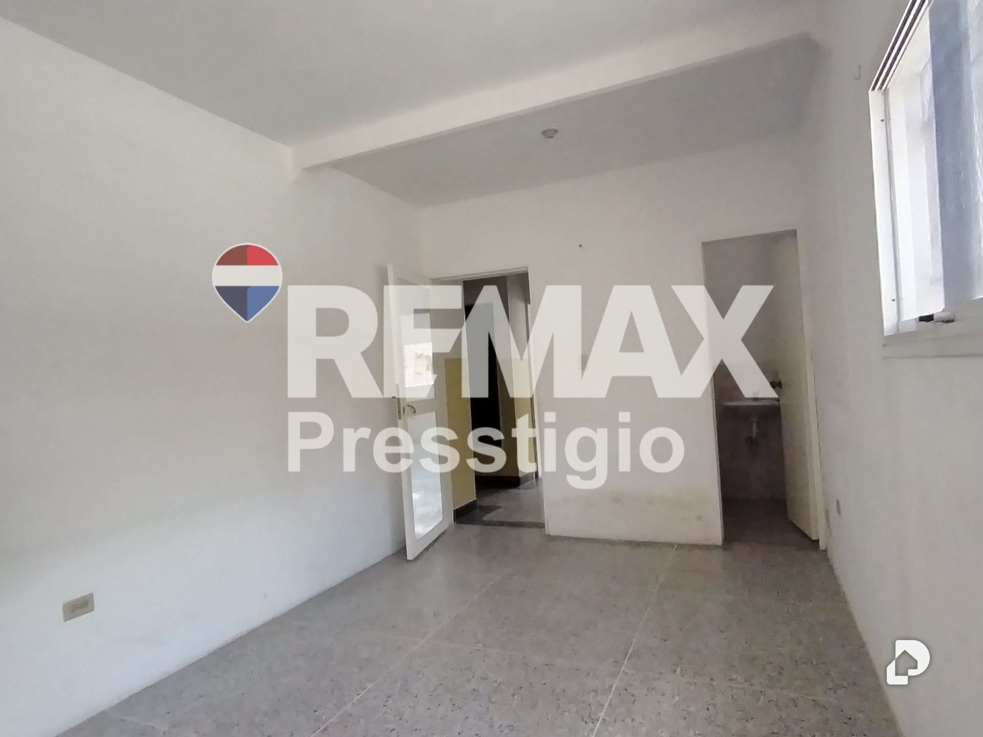 Edificio en Lagunillas – 18