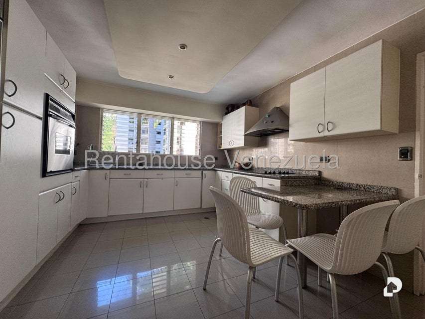 Apartamento en Los Naranjos (del Cafetal), Caracas – 4