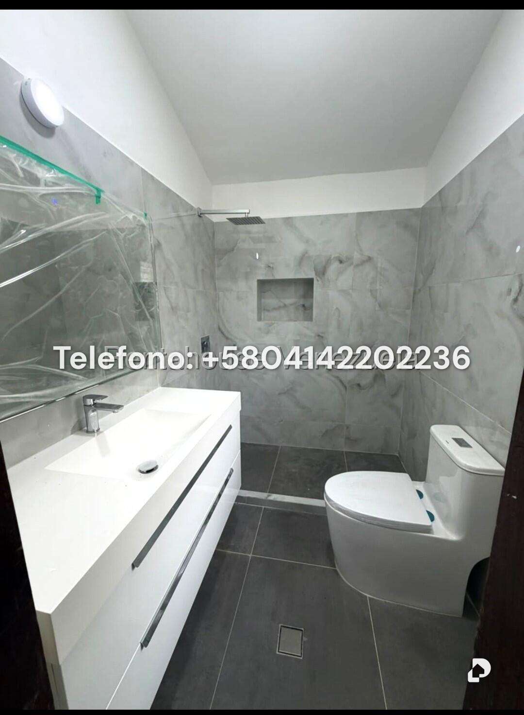 Casa en Oripoto, Caracas – 15