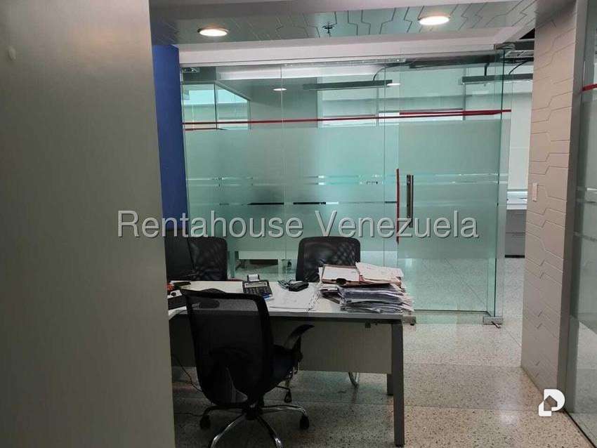 Oficina en Boleíta Norte, Caracas – 11