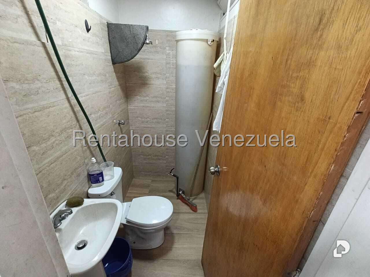 Local comercial en Bello Campo, Caracas – 9