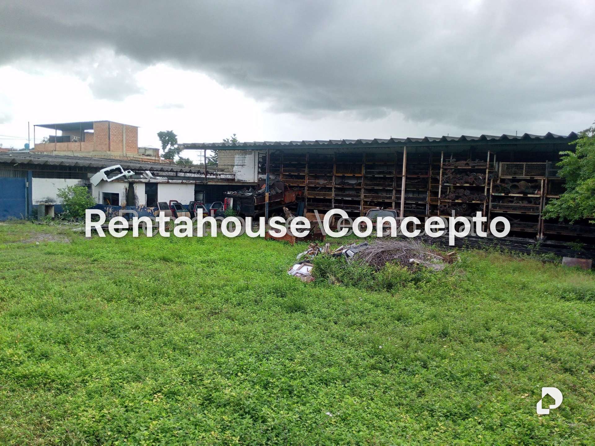 Local comercial en Lizandro Alvarado, Valencia – 5