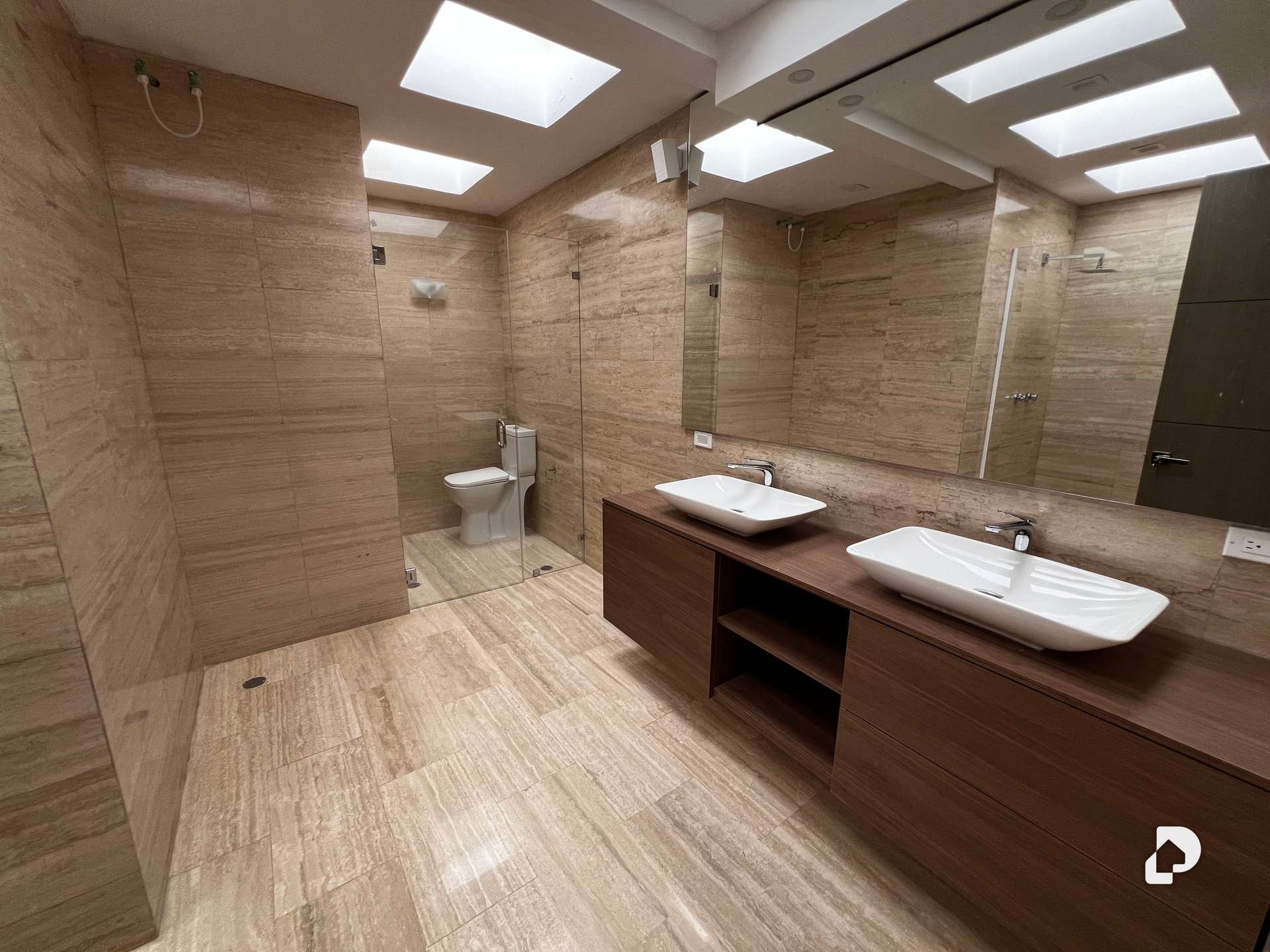 Casa en La Lagunita, Caracas – 14