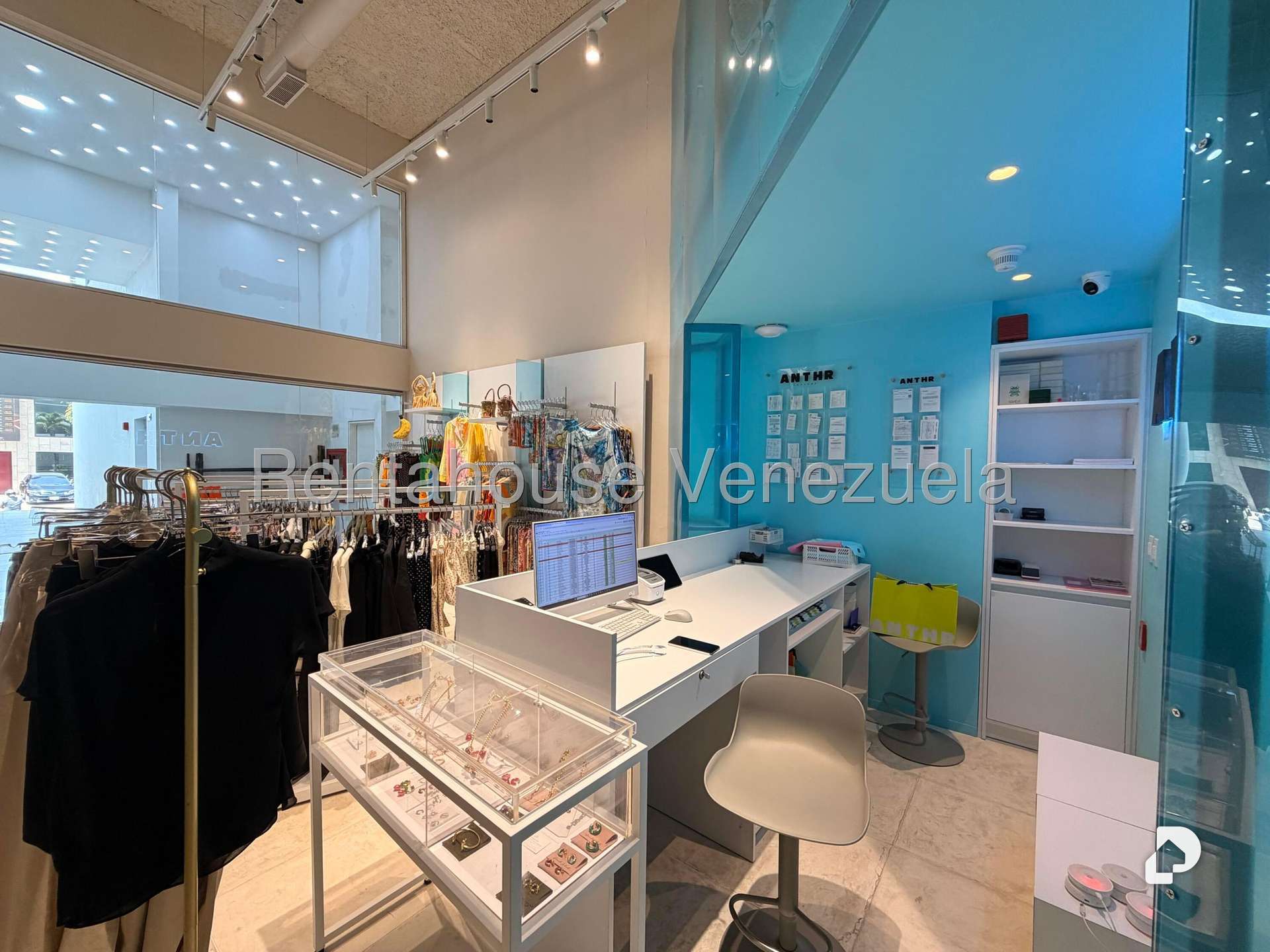 Local comercial en Las Mercedes, Caracas – 9