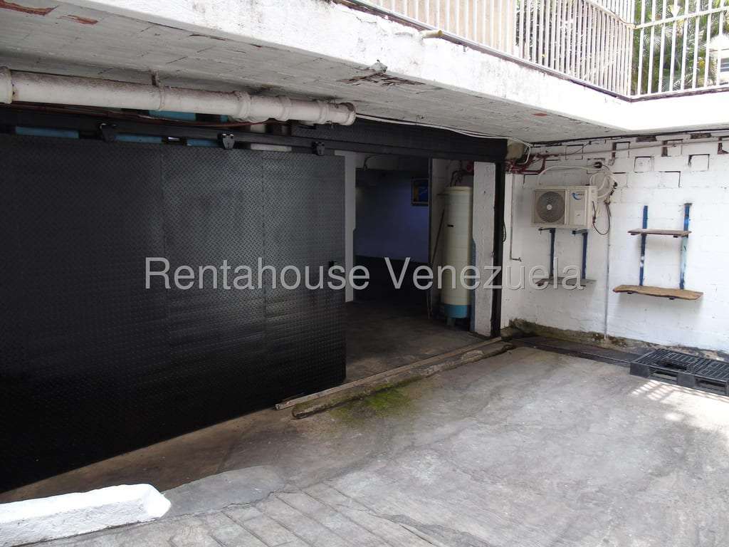 Local comercial en Los Palos Grandes, Caracas