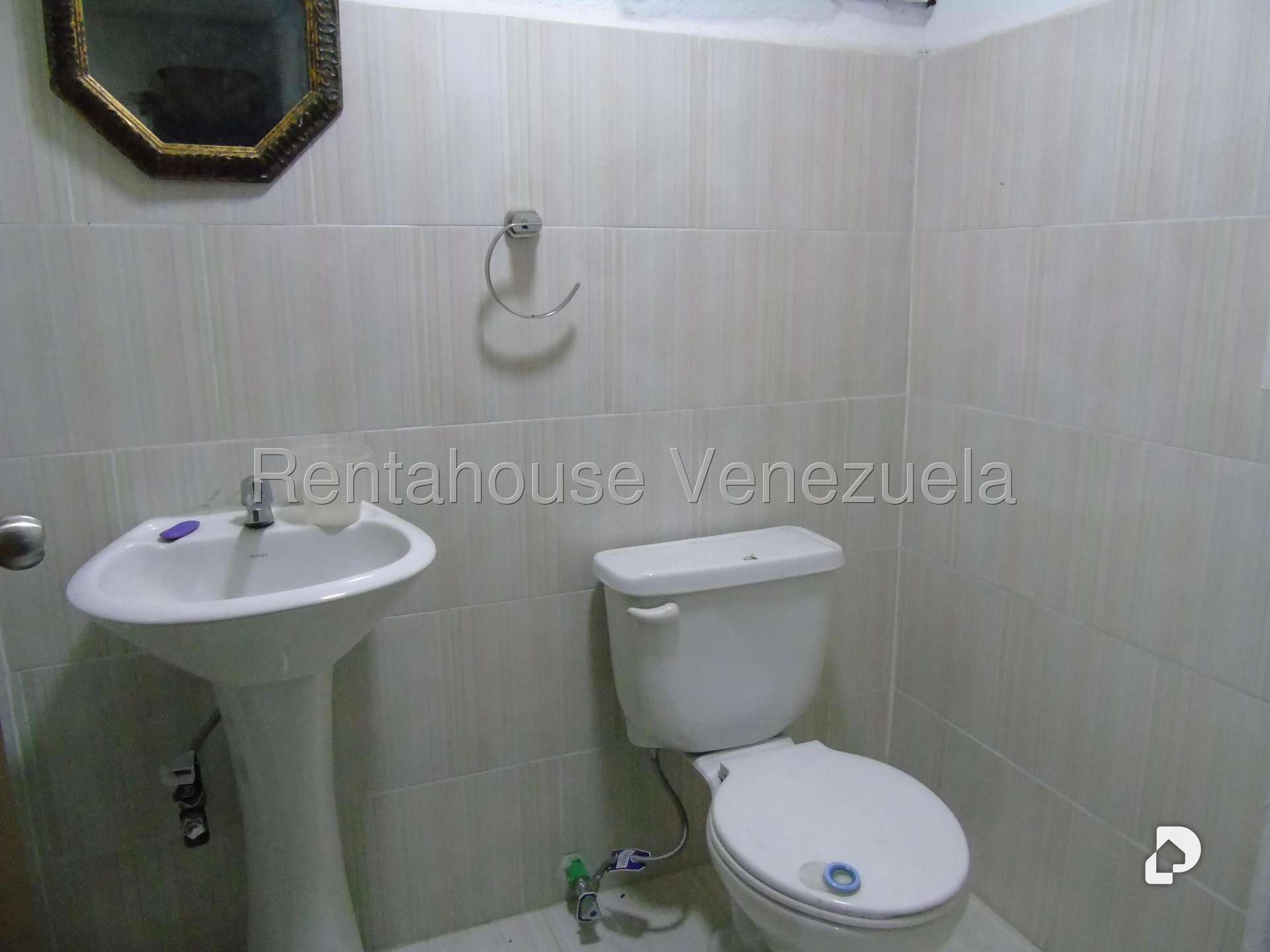 Local comercial en Los Palos Grandes, Caracas – 34