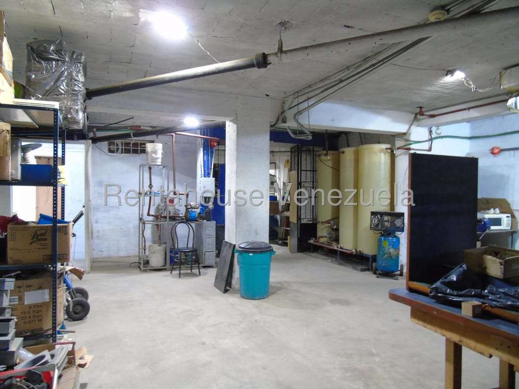 Local comercial en Los Palos Grandes, Caracas