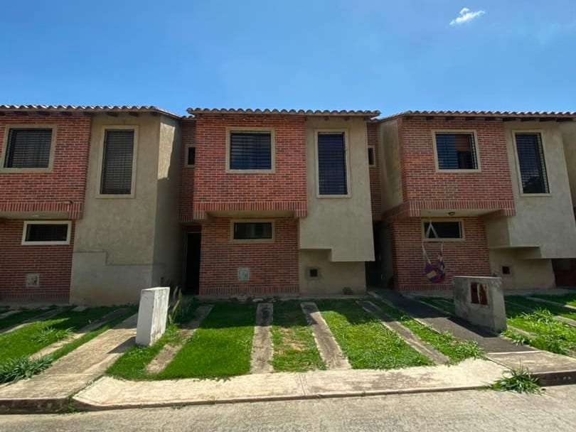 Townhouse in Naguanagua - 1