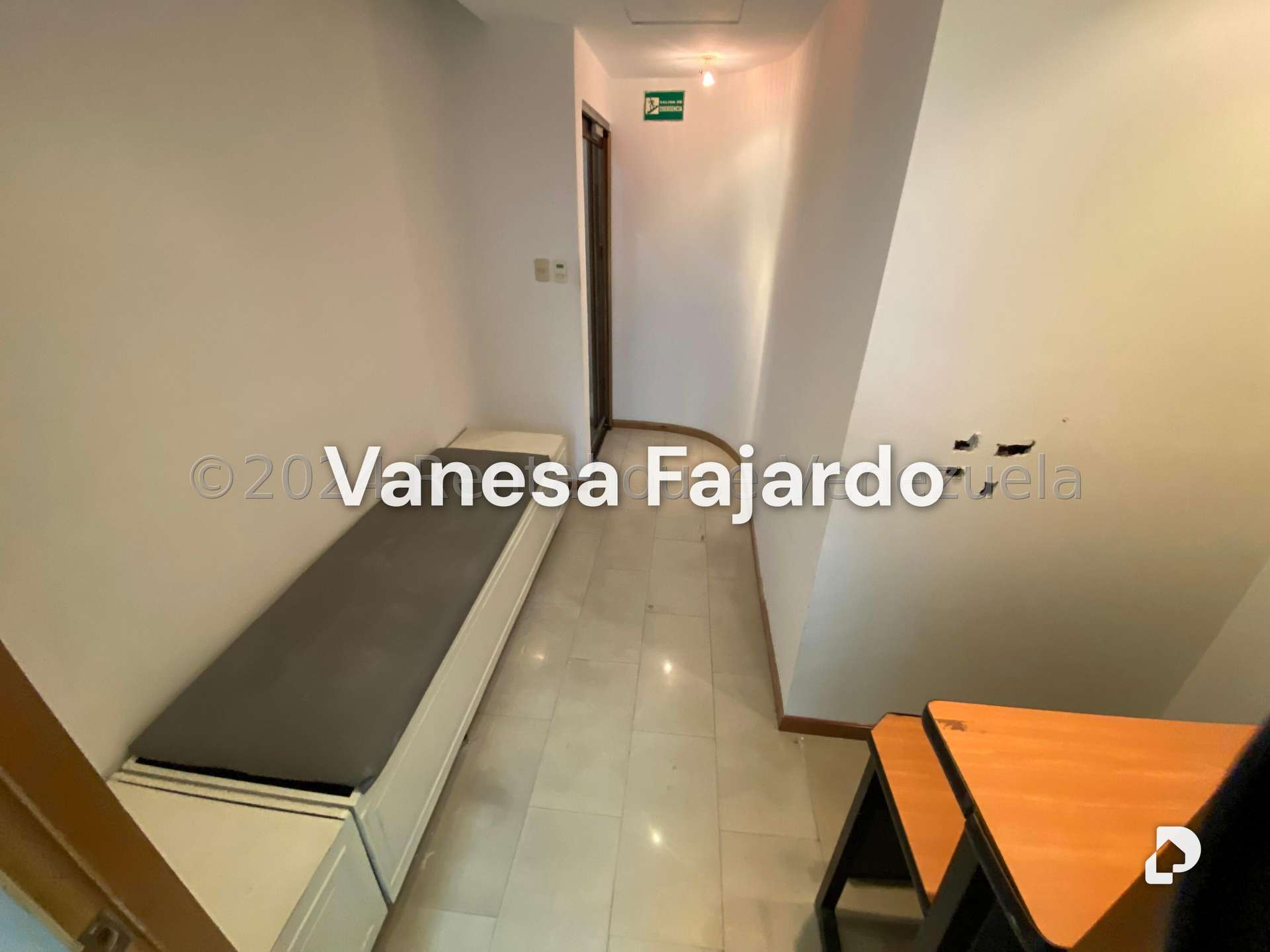Oficina en Las Mercedes, Caracas – 25