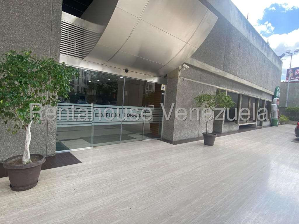 Oficina en Las Mercedes, Caracas - 1