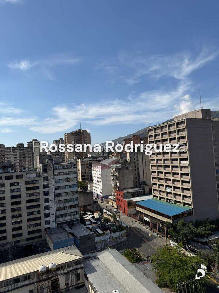 Apartamento en Parroquia Altagracia, Caracas – 28
