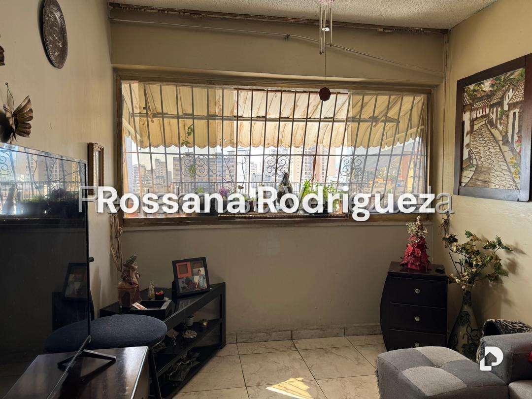 Apartamento en Parroquia Altagracia, Caracas – 11