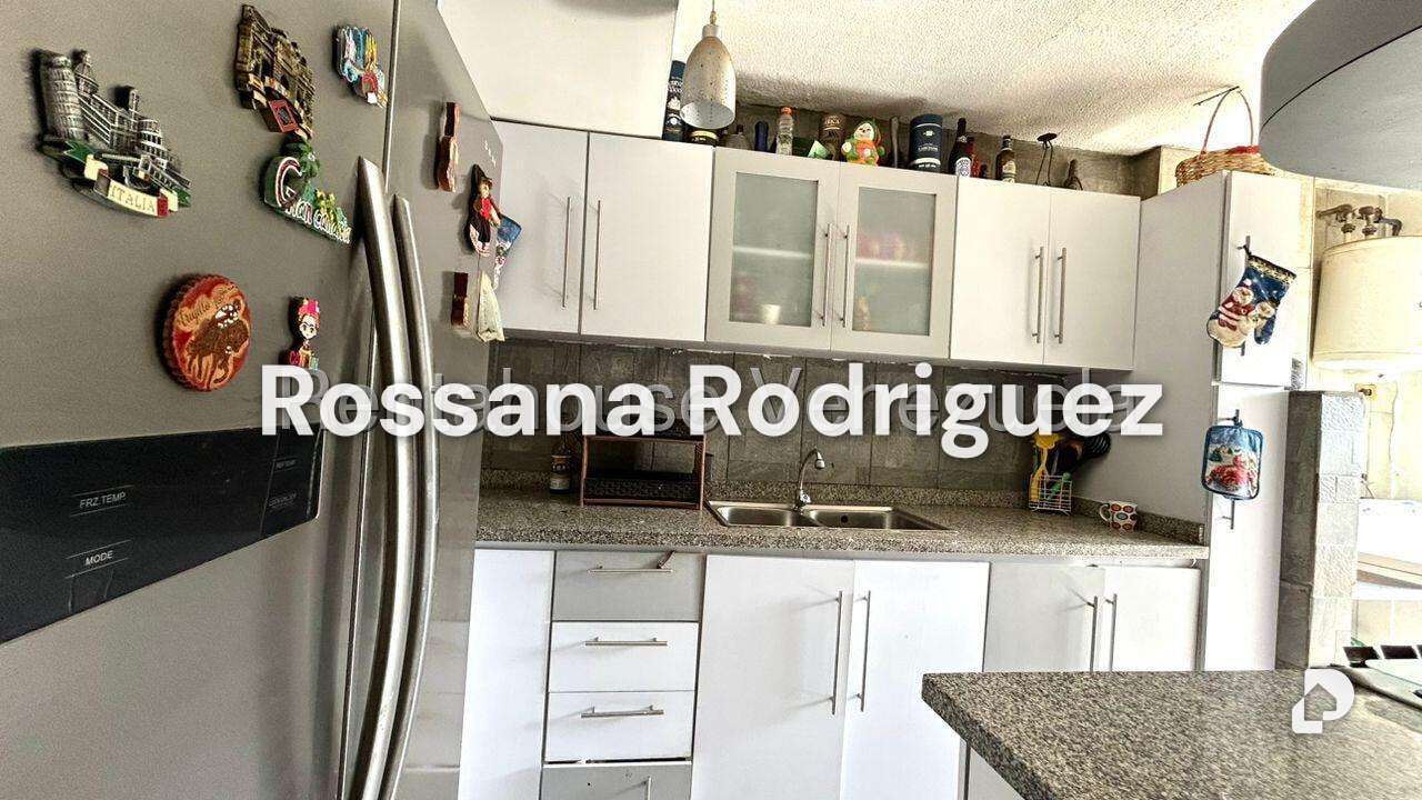 Apartamento en Parroquia Altagracia, Caracas – 16