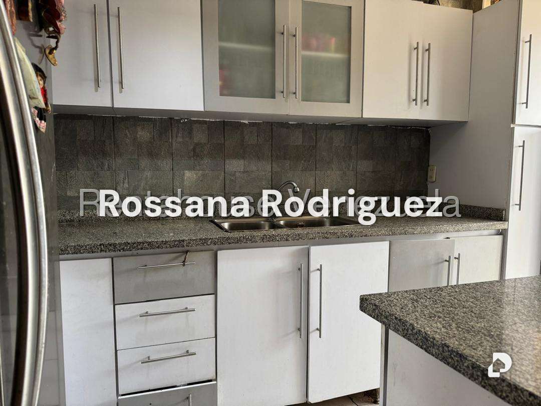 Apartamento en Parroquia Altagracia, Caracas – 18
