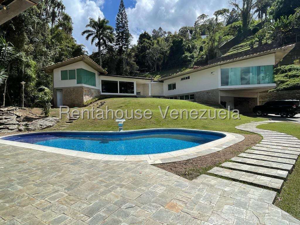 House in Alto Hatillo, Caracas - 1