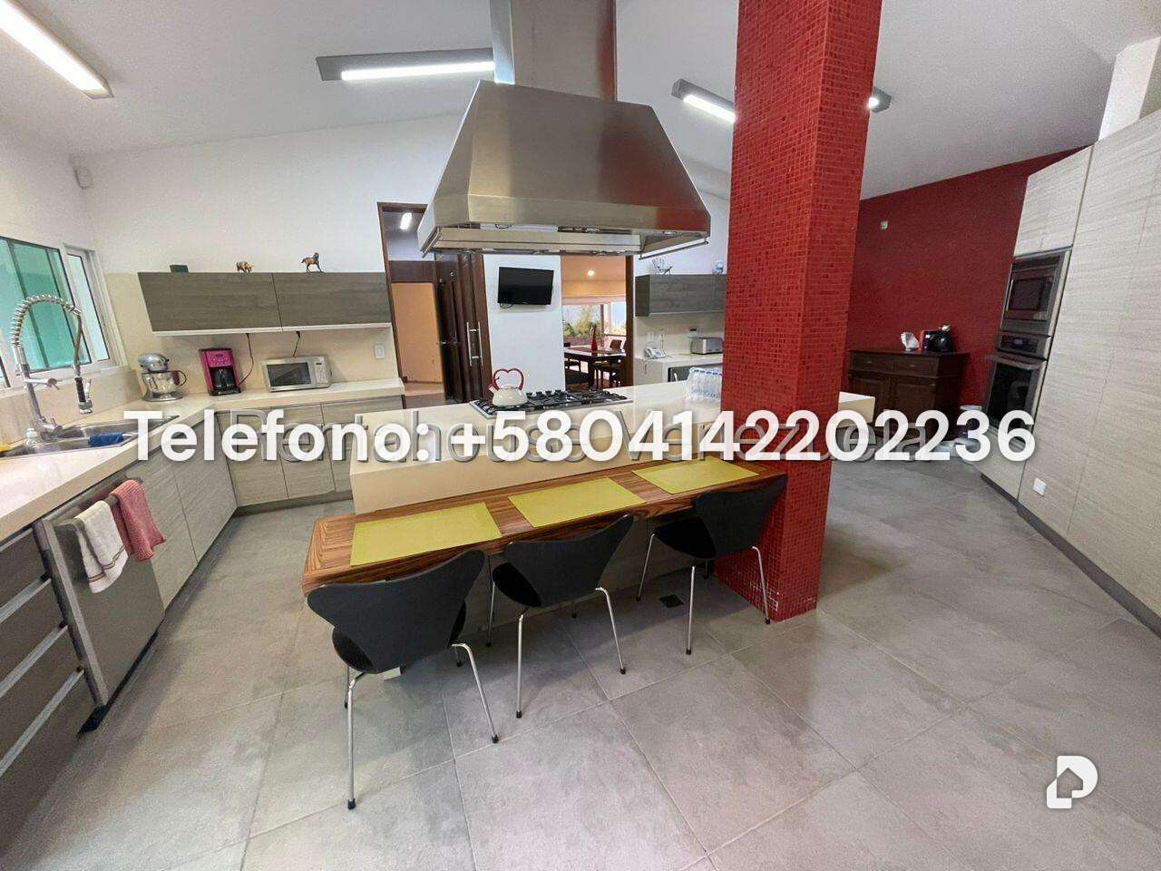 Casa en Alto Hatillo, Caracas – 16