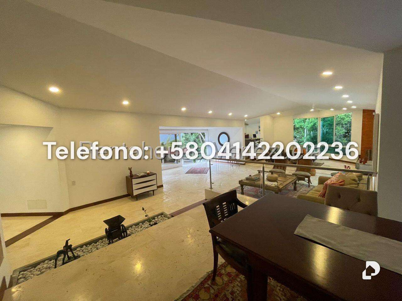 Casa en Alto Hatillo, Caracas – 14