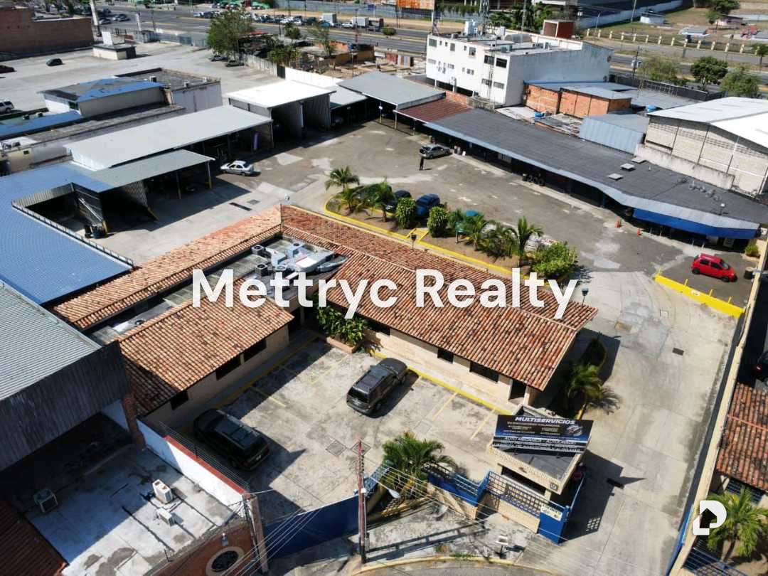 Local comercial en Complejo Los Jarales, Valencia – 25