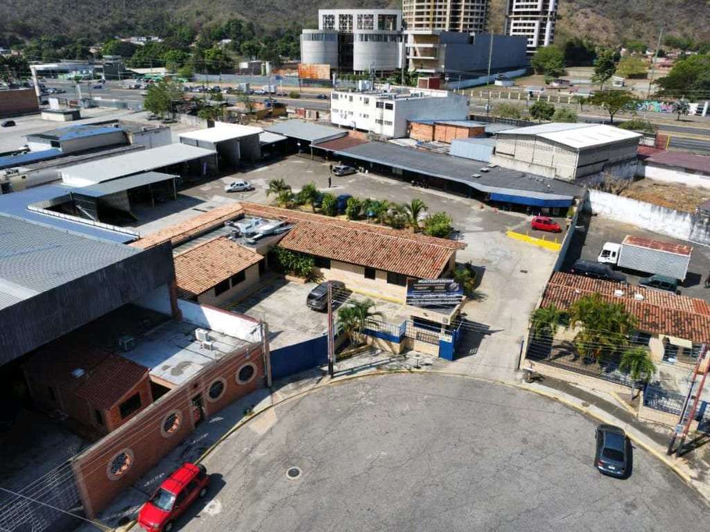 Local comercial en Complejo Los Jarales, Valencia - 1