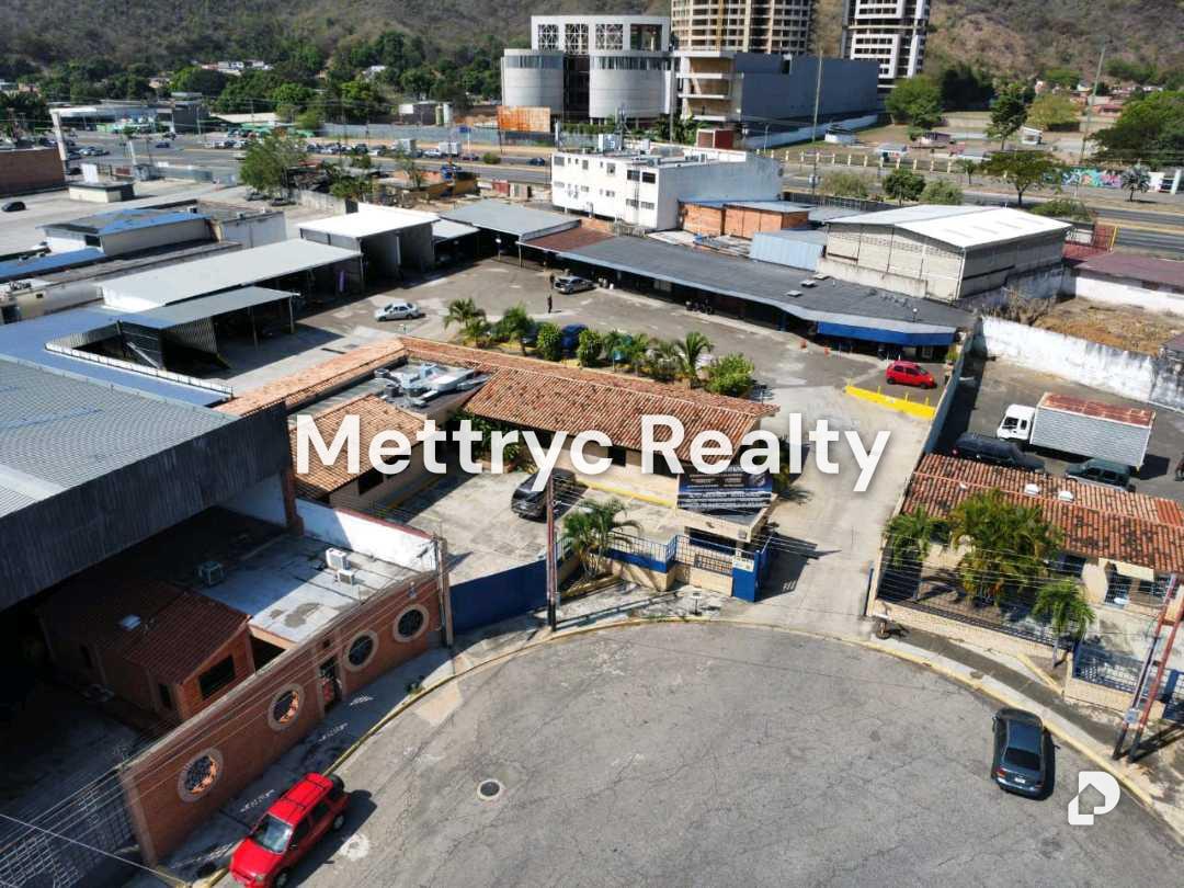 Local comercial en Complejo Los Jarales, Valencia – 1