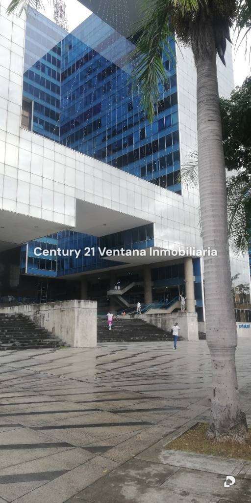 Local comercial en Los Palos Grandes, Caracas – 3