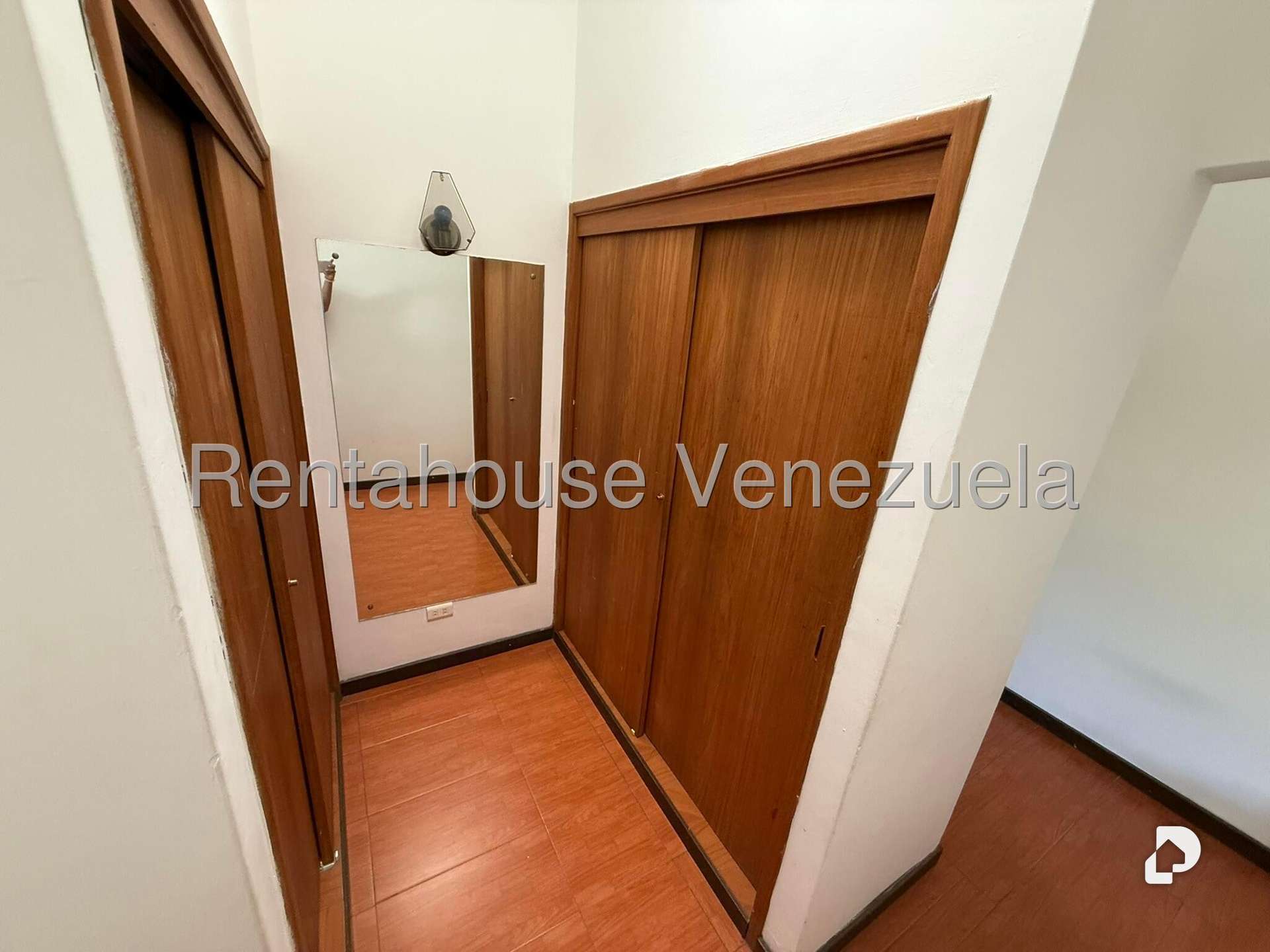 Casa en Sorocaima, Caracas – 17