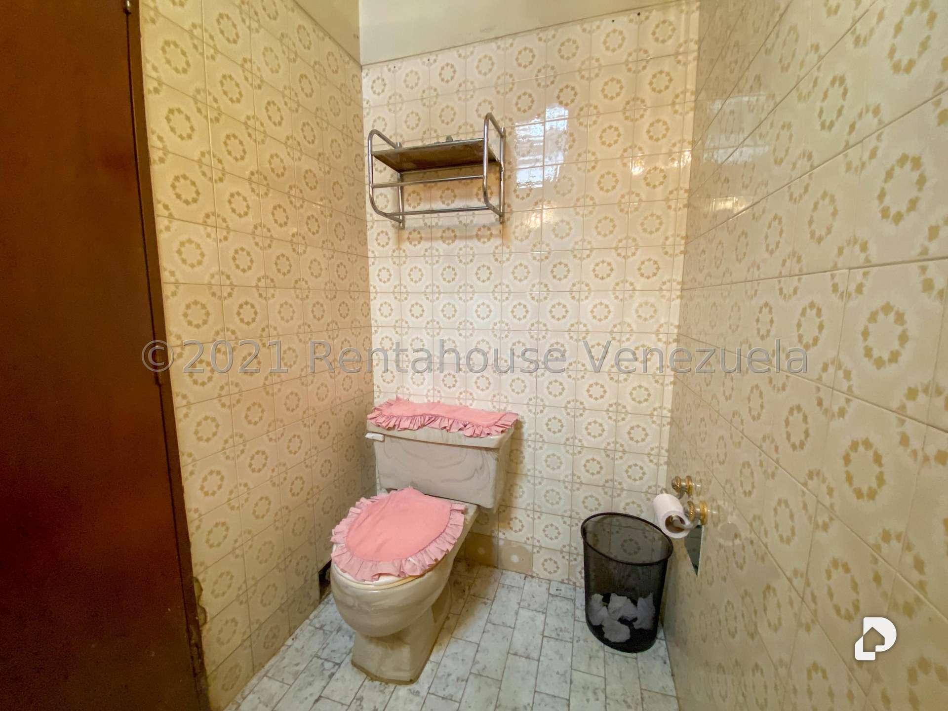 Local comercial en La Unión, Caracas – 22