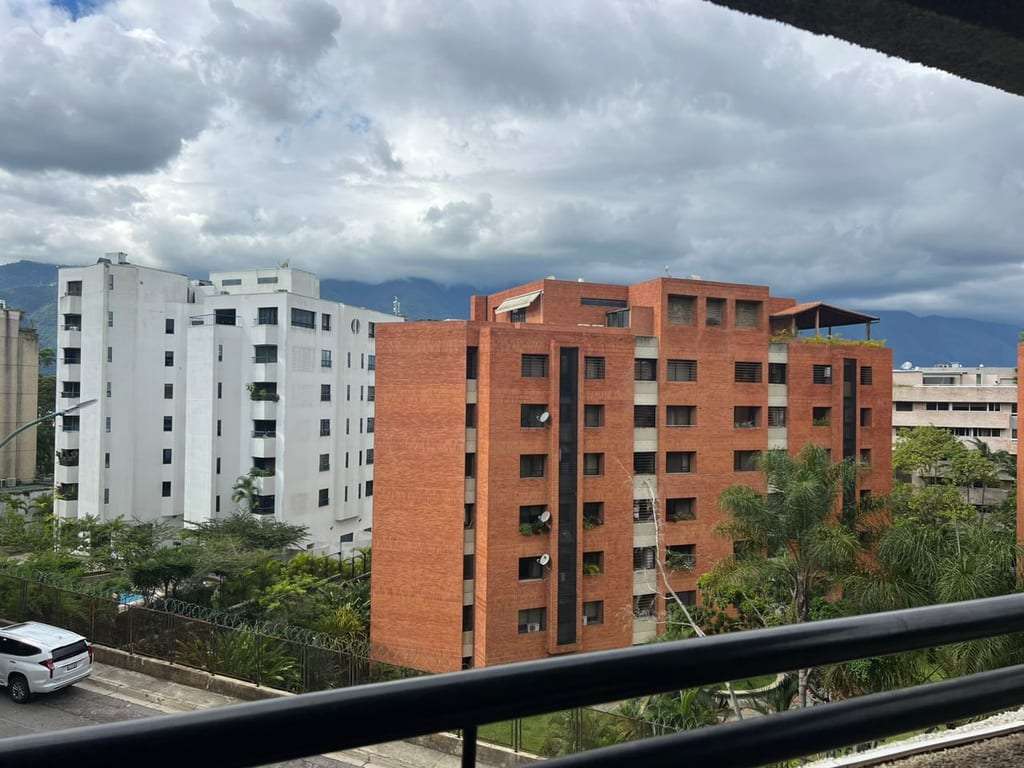 Apartamento en Colinas de Valle Arriba, Caracas - 1