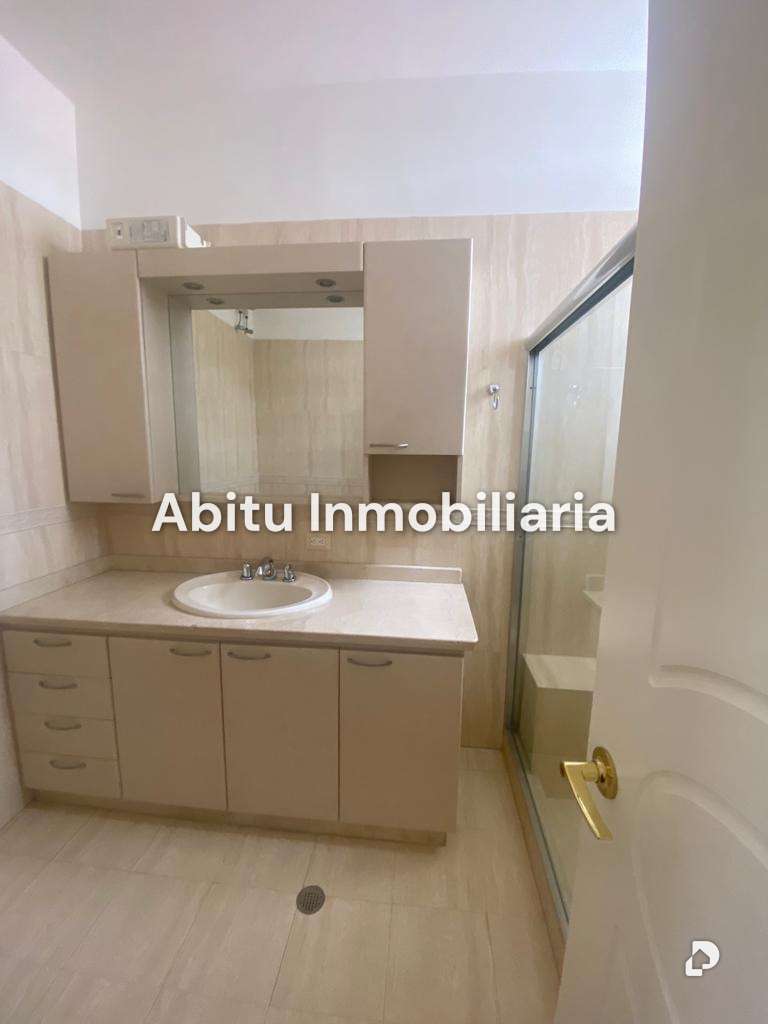 Casa en Caurimare, Caracas – 14