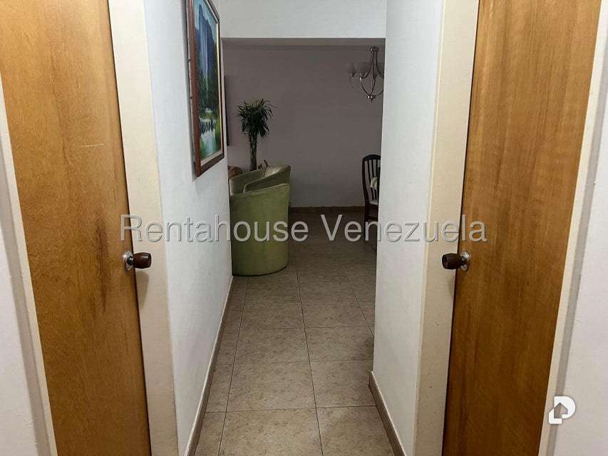 Apartamento en Los Naranjos, Caracas – 8