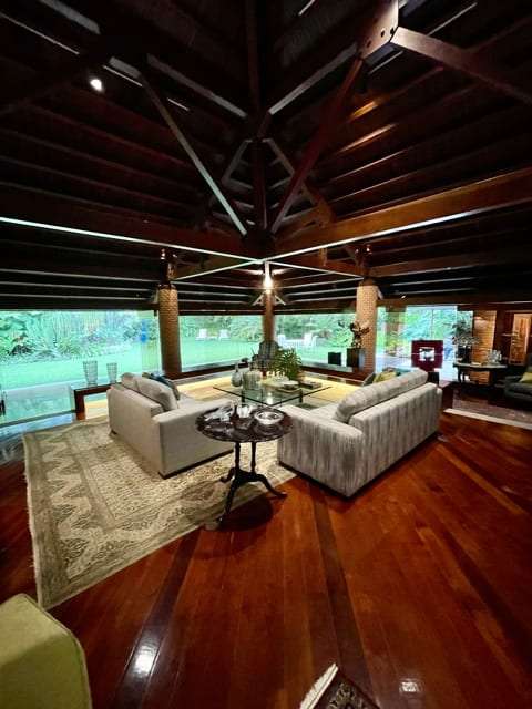 Casa en Country Club, Caracas - 1