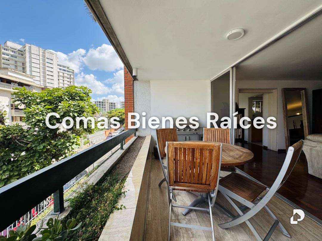 Apartamento en Altamira, Caracas – 2