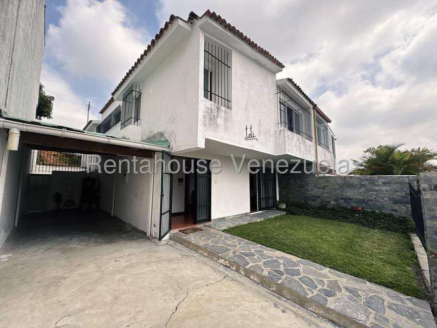 Casa en Alto Prado, Caracas - 1