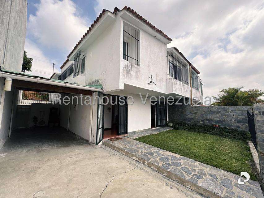 Casa en Alto Prado, Caracas – 1