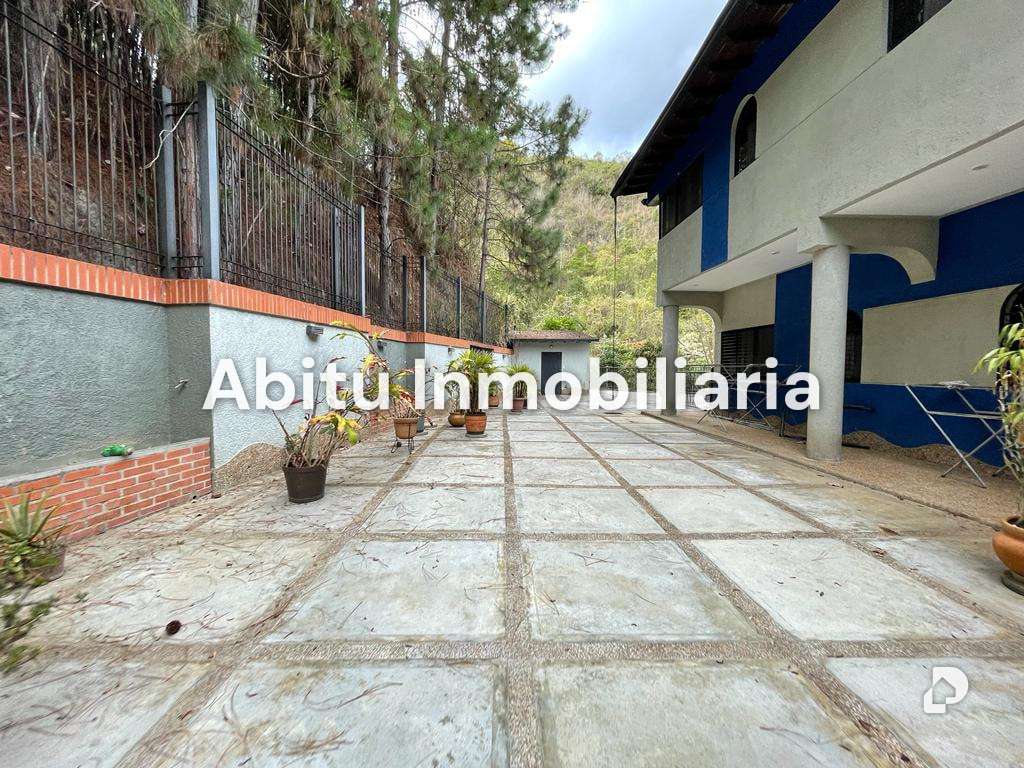 House in Oripoto, Caracas – 3
