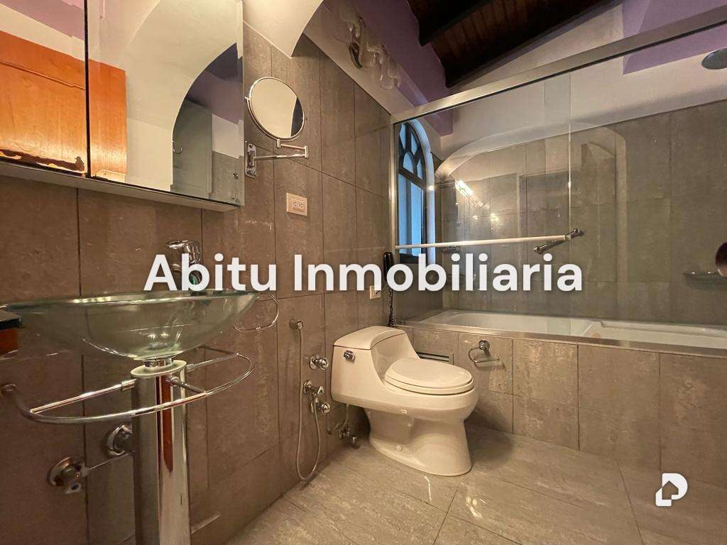 House in Oripoto, Caracas – 16