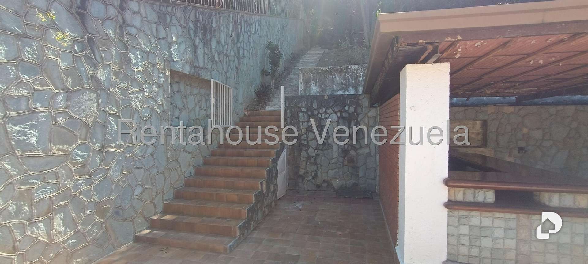 House in Prados del Este, Caracas – 44