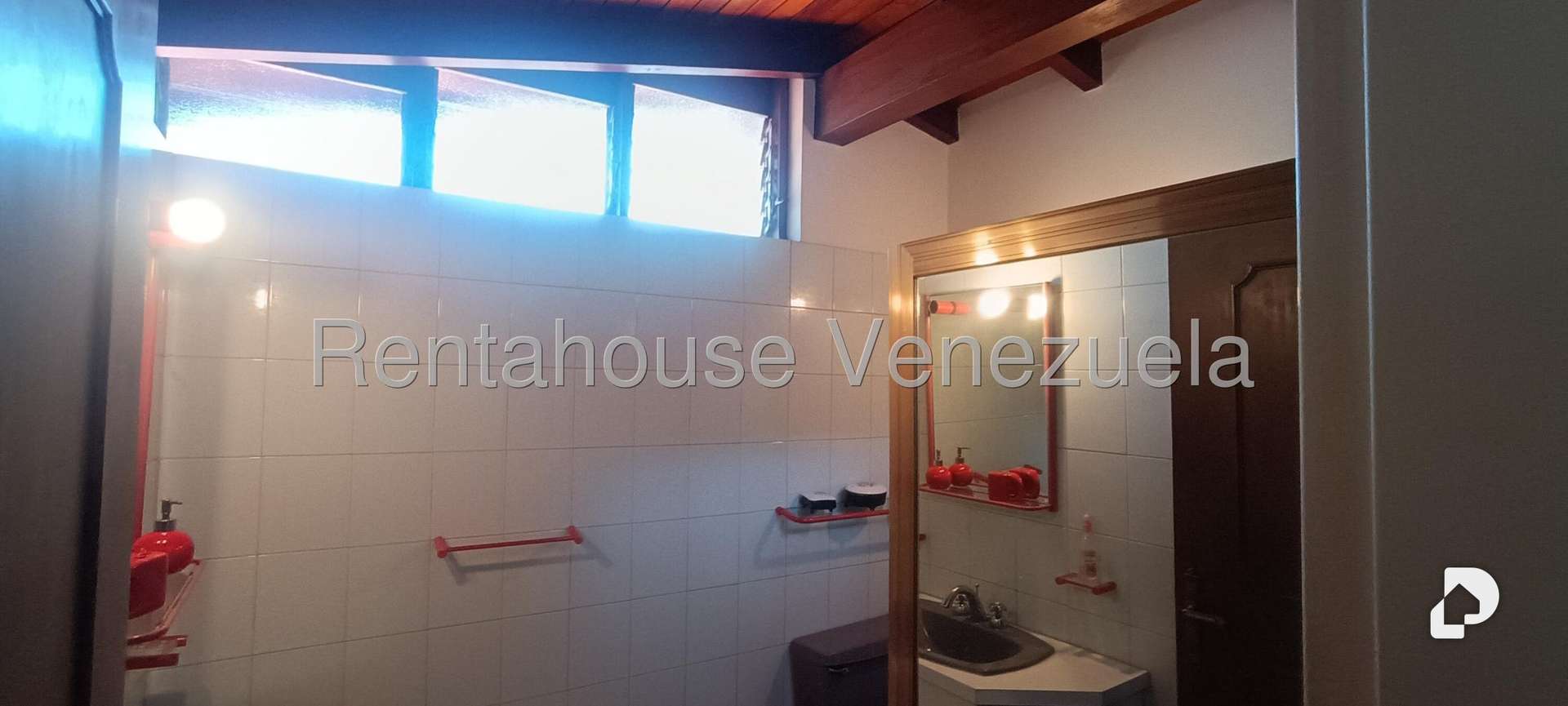 House in Prados del Este, Caracas – 31