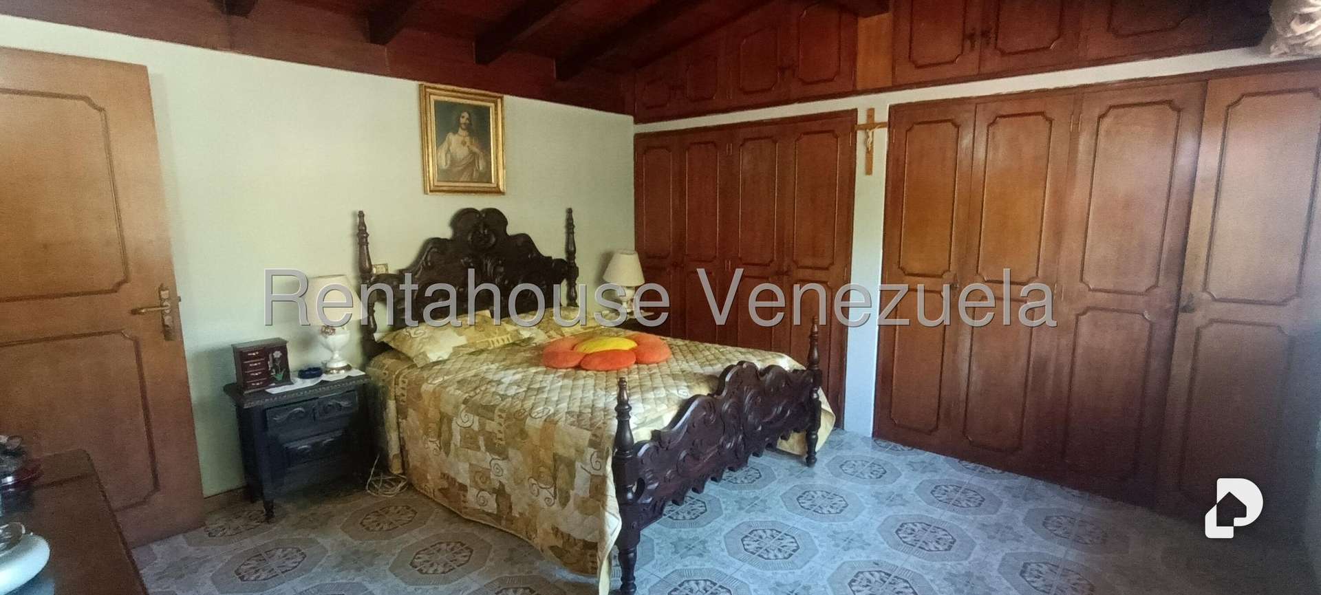 House in Prados del Este, Caracas – 30