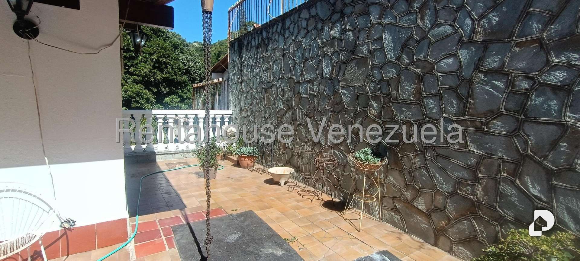 House in Prados del Este, Caracas – 43